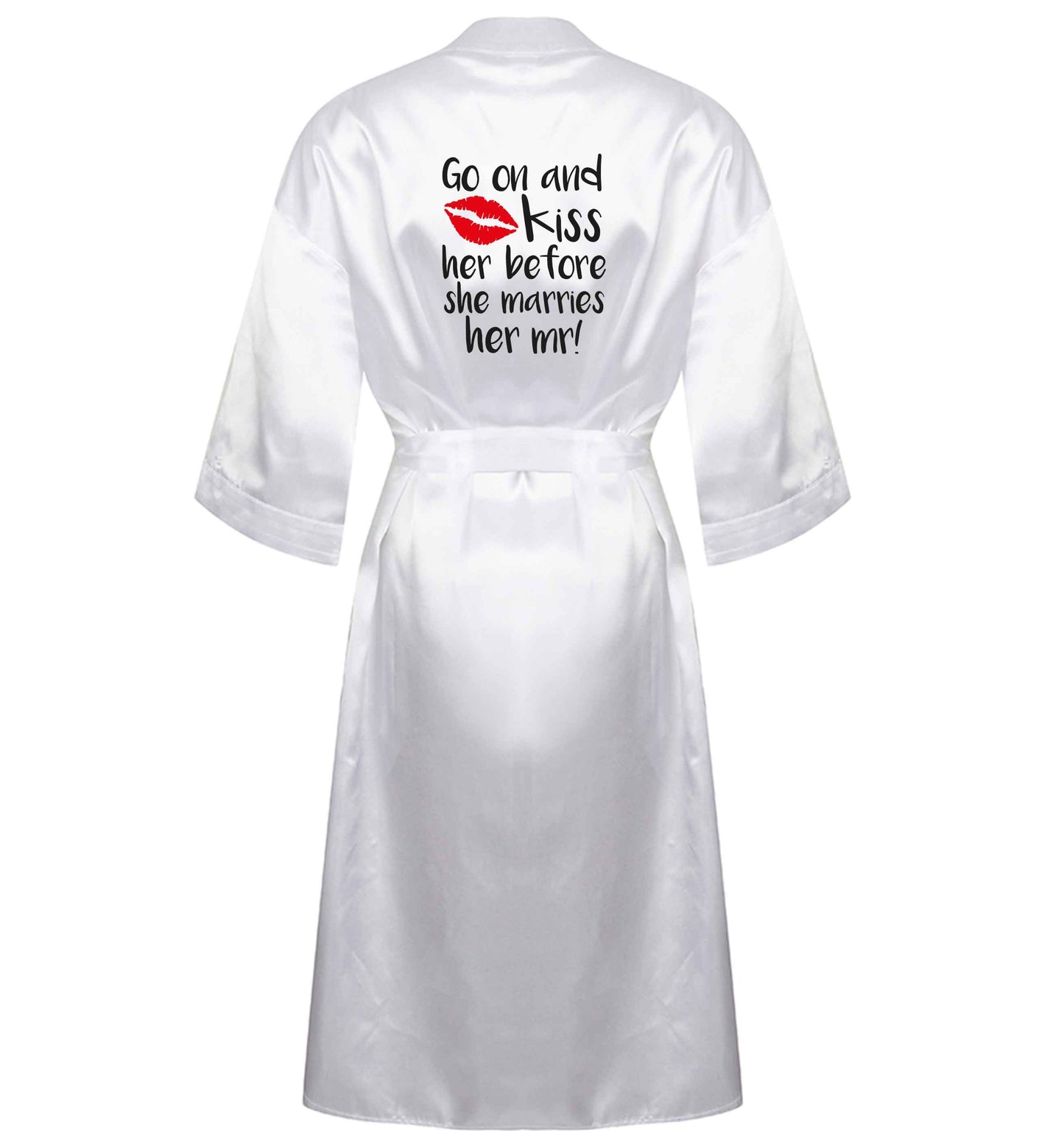Kiss her before she marries her mr! XL/XXL white ladies dressing gown size 16/18