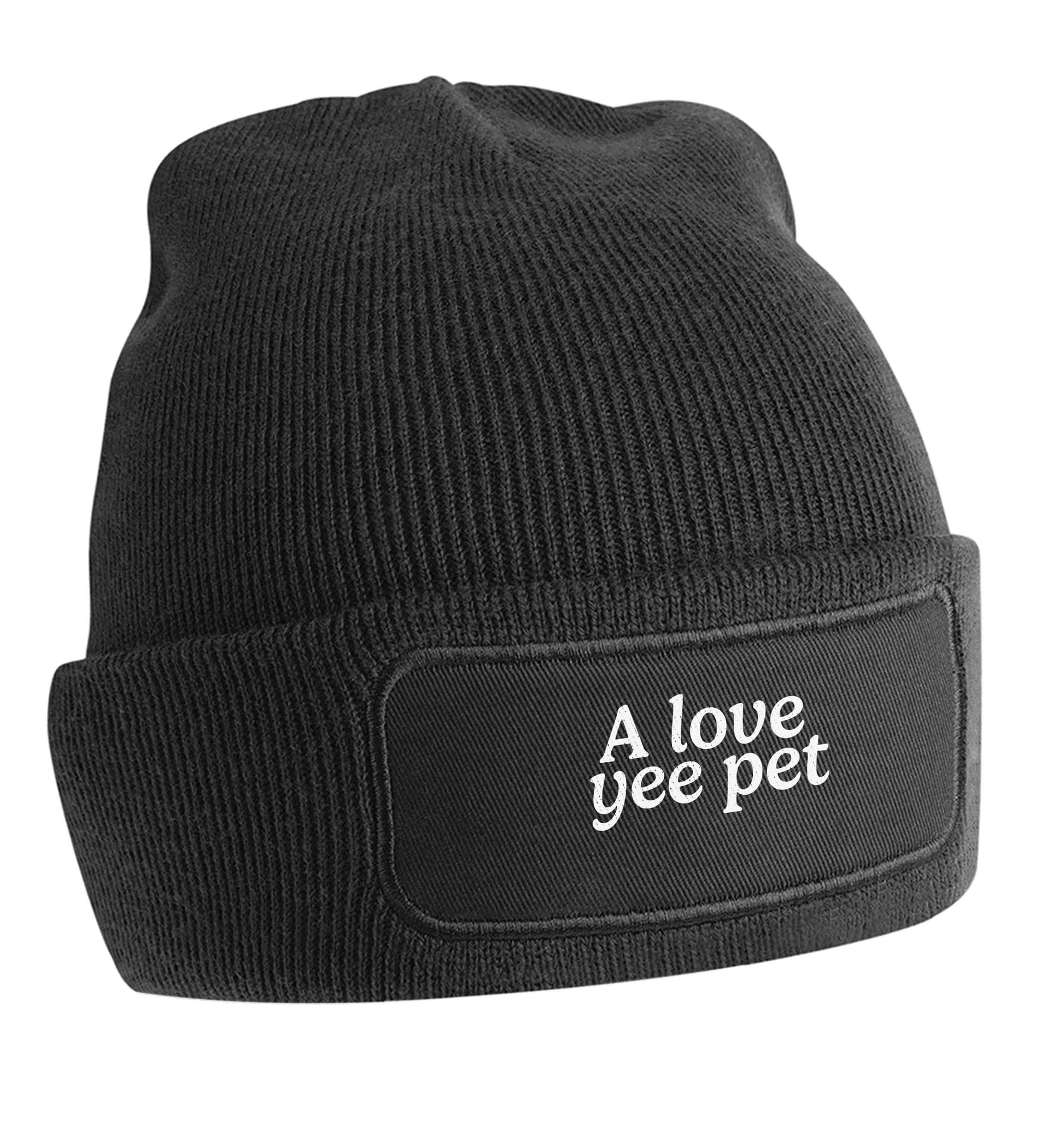 A love yee pet beanie hat