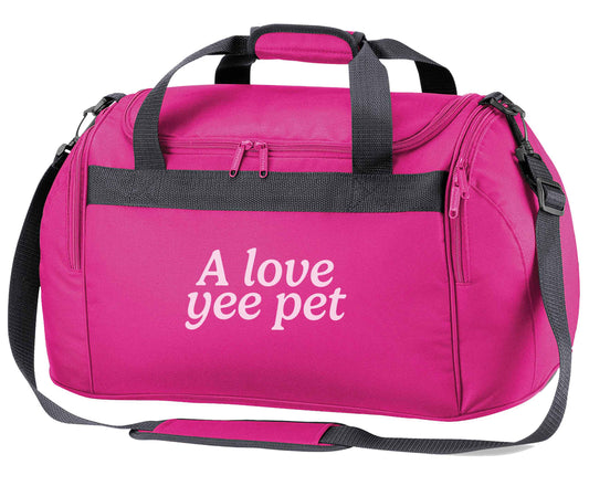 A love yee pet pink holdall / duffel bag