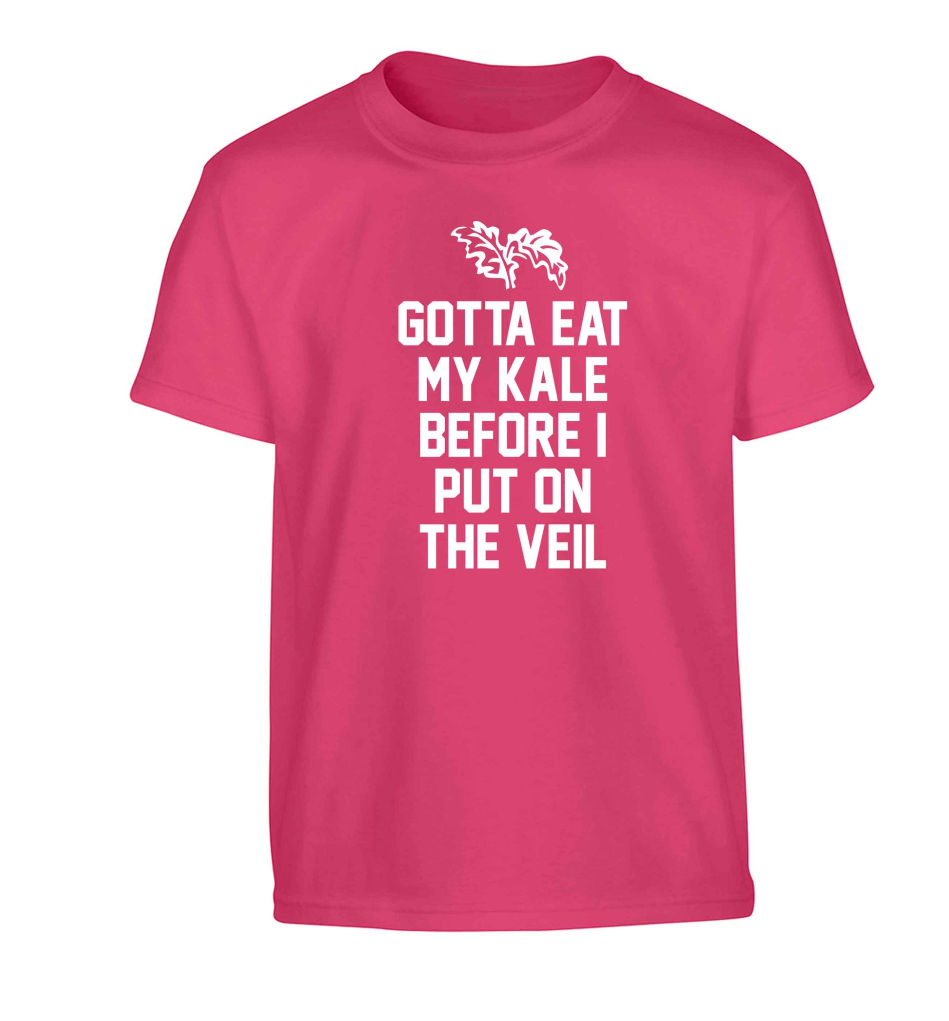 Gotta eat my kale before I put on the veil Children's pink Tshirt 12-13 Years