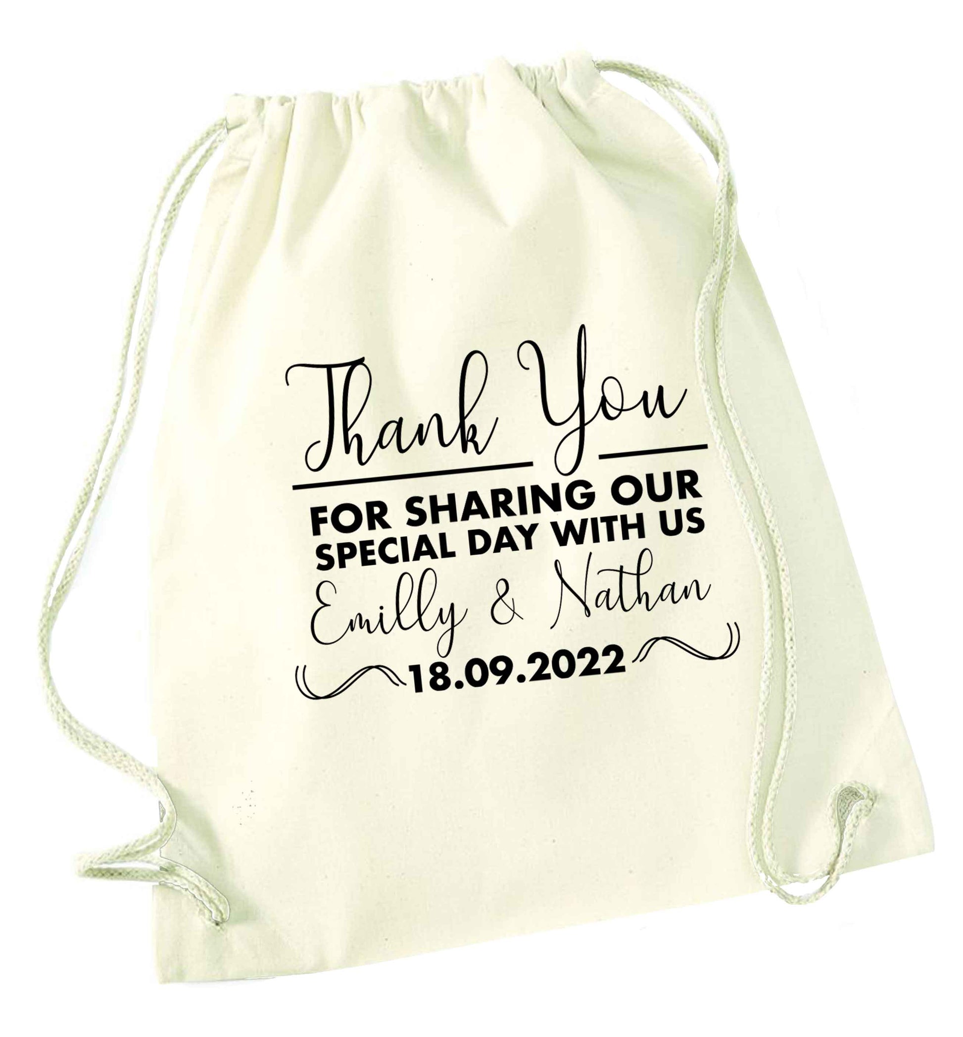 Gorgeous personalised and customisable wedding favour gifts! natural drawstring bag